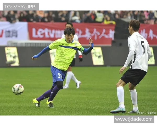 被骂成黑脸的男足球星盘点，走过风雨依然逆风而行的故事