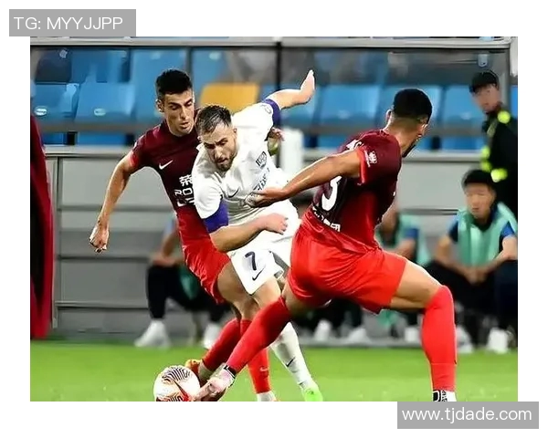 足球场内斗殴风波再起多名球星因打架事件引发热议