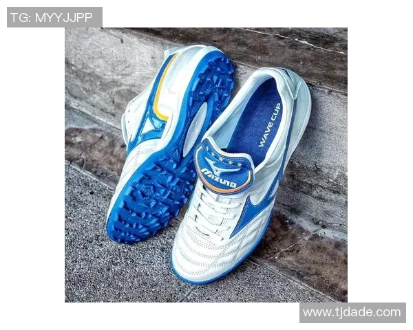 足球球星专属休闲鞋盘点 时尚与运动的完美融合