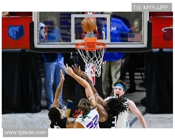 足球球星跨界挑战NBA赛场 谁能在篮球场上展现锋芒